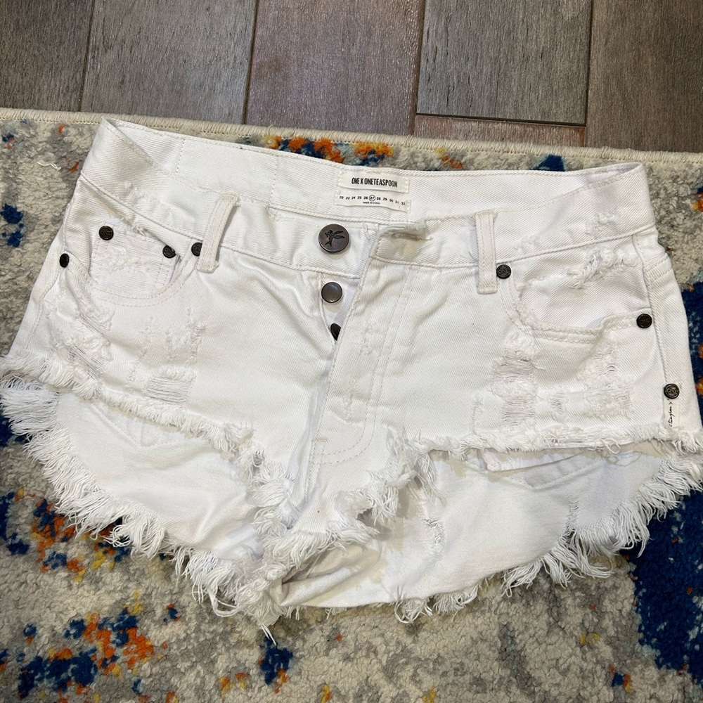 One teaspoon shorts